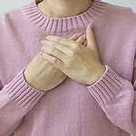 更年期における動悸の原因は？効果的なツボを６つ紹介