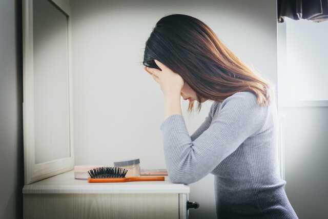 更年期はうつになりやすい？「何もしたくない」と感じる原因や心の整え方を解説